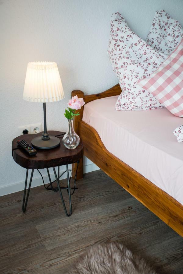 Strandchalet Elmo I in Wremen Esterno foto